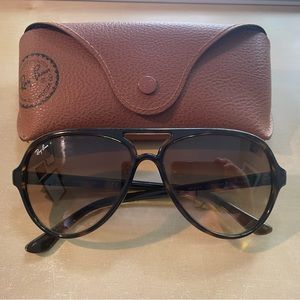 Ray-Ban Women’s Aviators